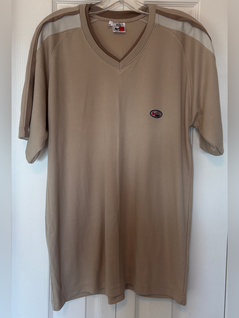 Vintage 1990s Nike Sport Oval Logo V-Neck Shirt Size Medium/Large